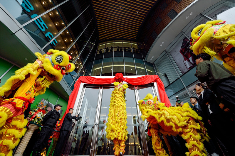 1519609289283024.jpg 二等獎:楊飛揚攝影作品《招財進寶》.jpg